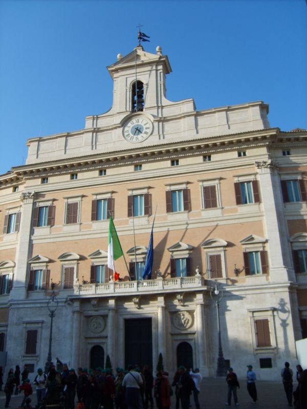 Palazzo di Montecitorio -autore- Leonardo Buluggiu.
