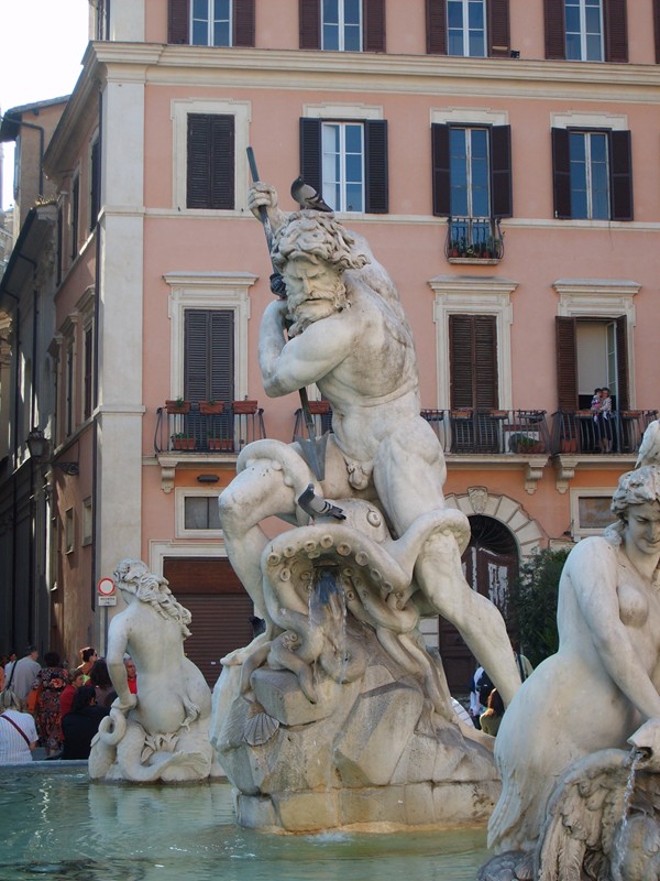 Piazza Navona - Fontana del Nettuno -autore- Leonardo Buluggiu.