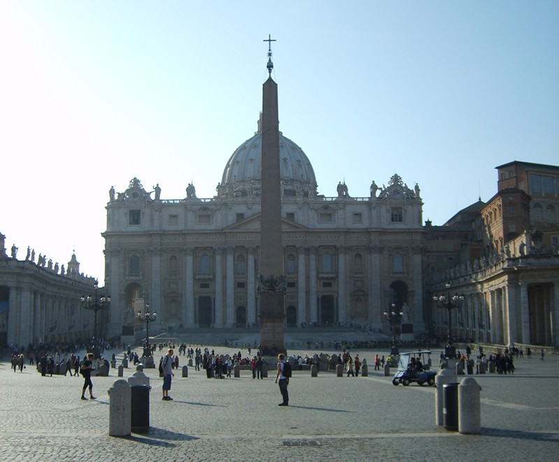  San Pietro - Veduta della Piazza -autore- Leonardo Buluggiu.